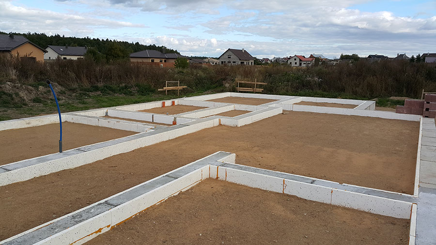 ABI Statybinė Poliakalė R921 — spraustiniai pamatai